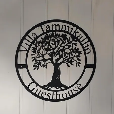 Tammikallio Guest House, Near The Airport - Kodikas Vierasmaja Tuusulassa トゥースラ